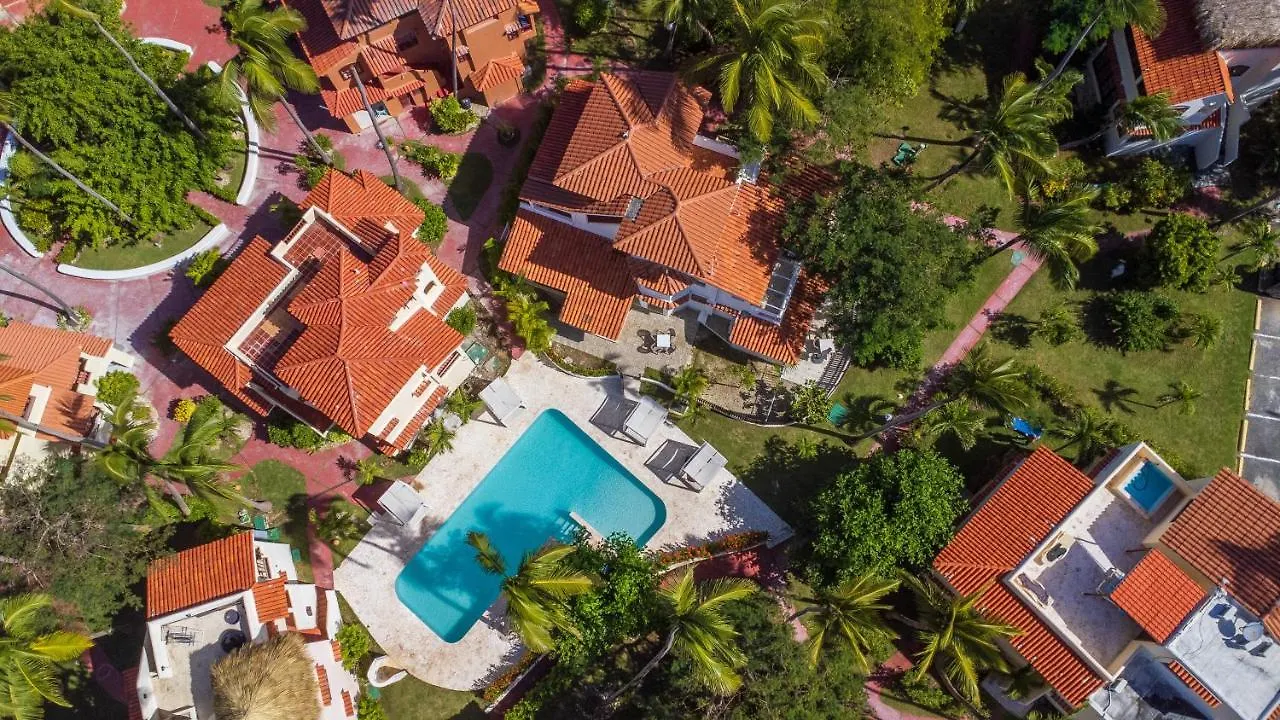 Piazzetta Aparthotel Steps From Bavaro Beach With Pool Access Punta Cana