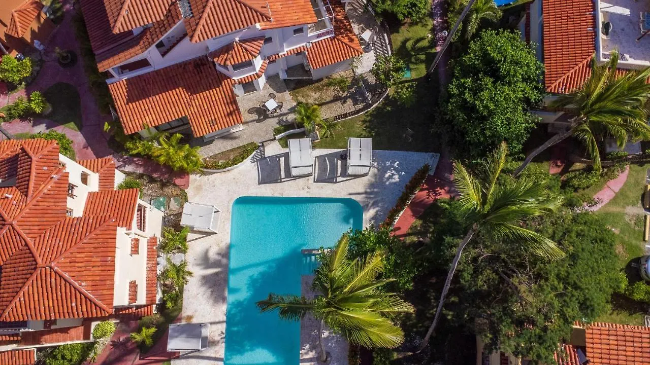 Piazzetta Aparthotel Steps From Bavaro Beach With Pool Access Punta Cana