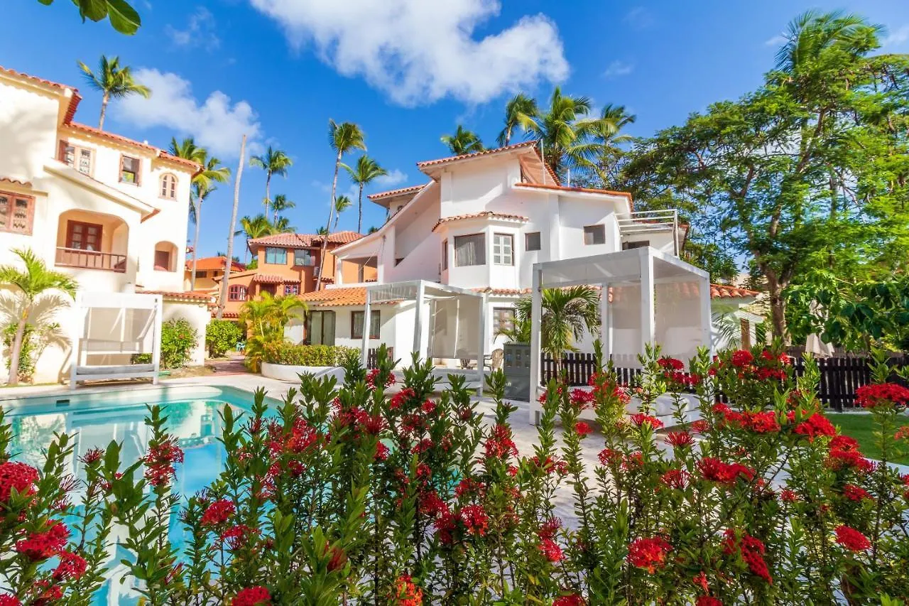 Piazzetta Aparthotel Steps From Bavaro Beach With Pool Access Punta Cana